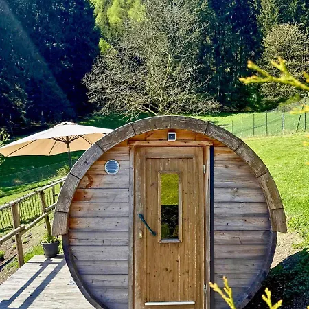 Forest House With Barrel Sauna Near Winterberg