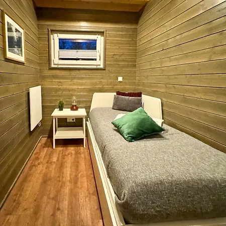 Forest House With Barrel Sauna Near Winterberg 펜션